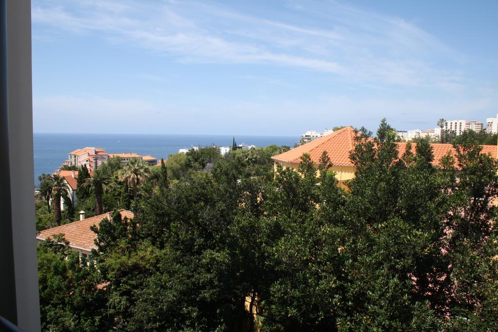 Aparthotel Quinta Miramar Funchal  Zimmer foto