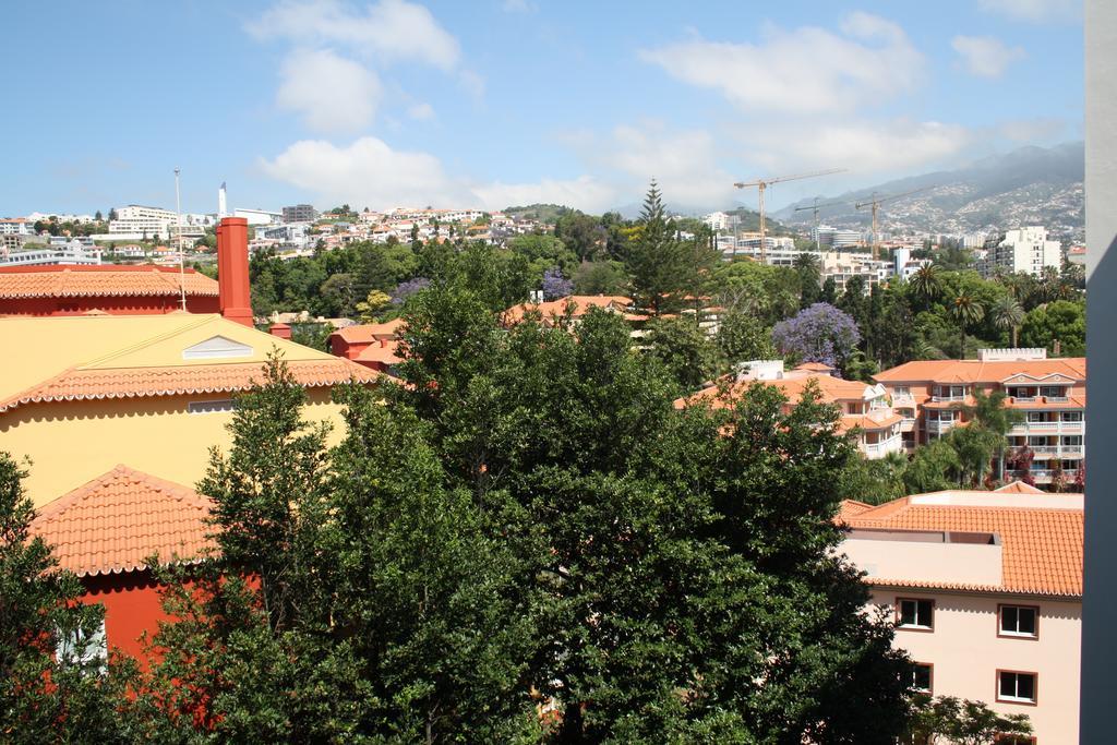 Aparthotel Quinta Miramar Funchal  Zimmer foto